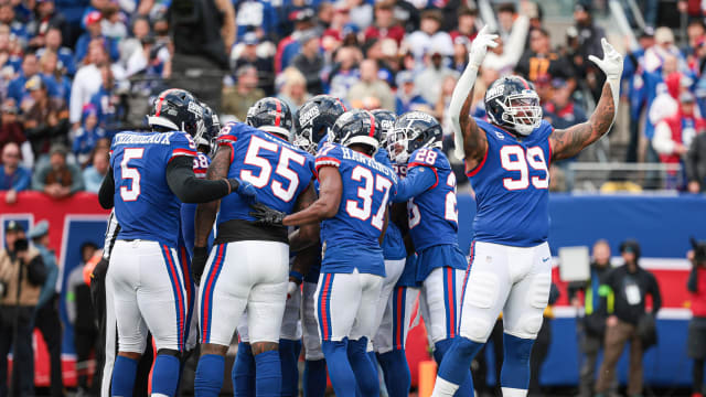 Oct 22, 2023; East Rutherford, New Jersey, USA; New York Giants defensive end Leonard Williams (99) gestures to the crowd before a fourth down during the fourth quarter against the Washington Commanders at MetLife Stadium.